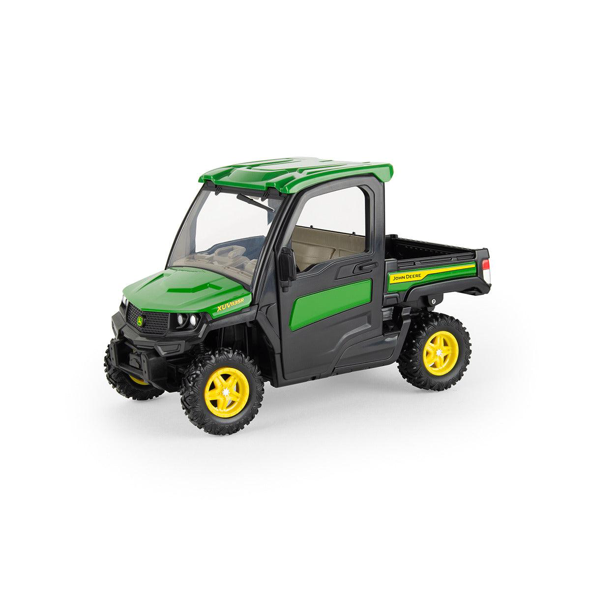 116 XUV835R Gator