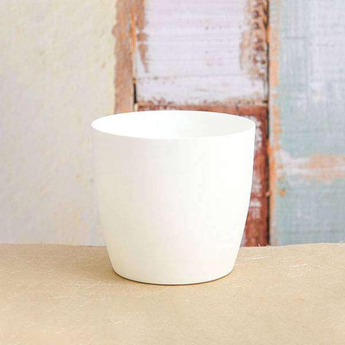 53 inch (13 cm) Ronda No 1412 Round Plastic Planter (White) (set of 6)