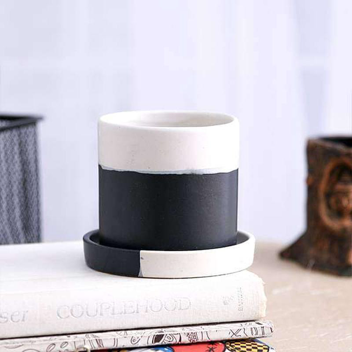 31 inch (8 cm) CP045 Cylindrical Ceramic Pot with Plate (White Black) (set of 2)